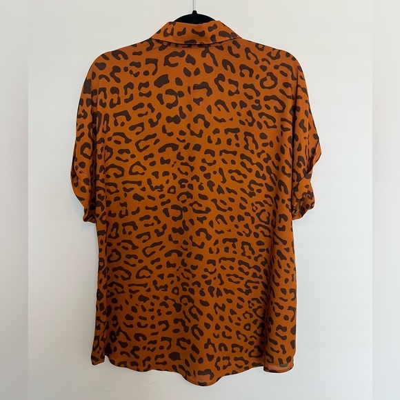 Cabi cheetah print Replay top Size M - Picture 5 of 9